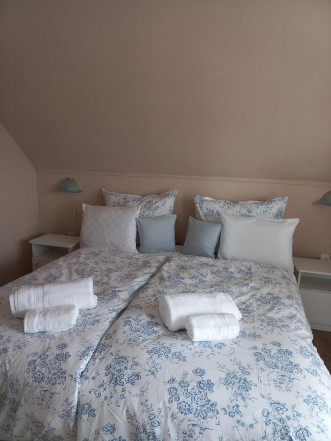 Judit Apartments Хевіз Екстер'єр фото